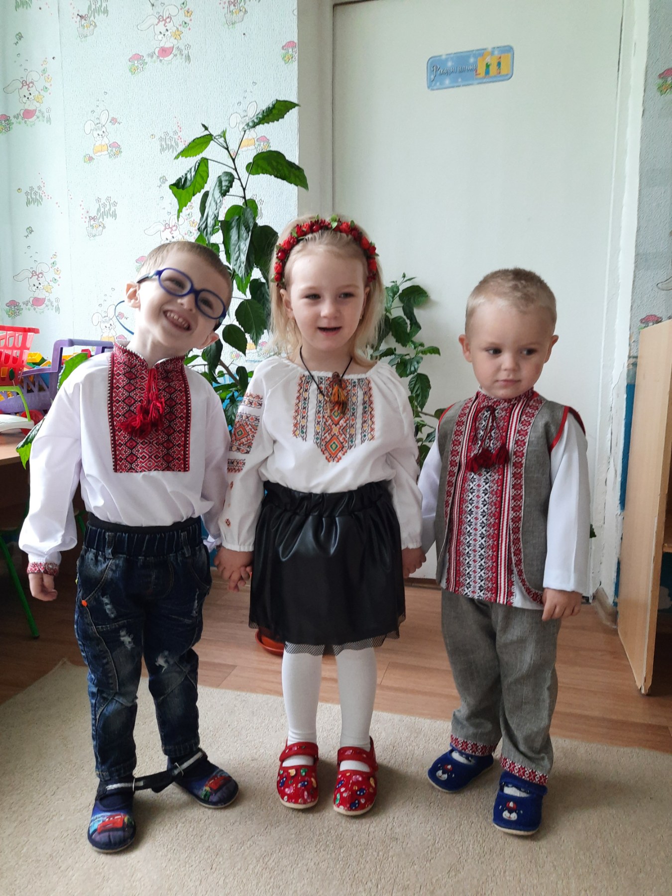день вишиванки
